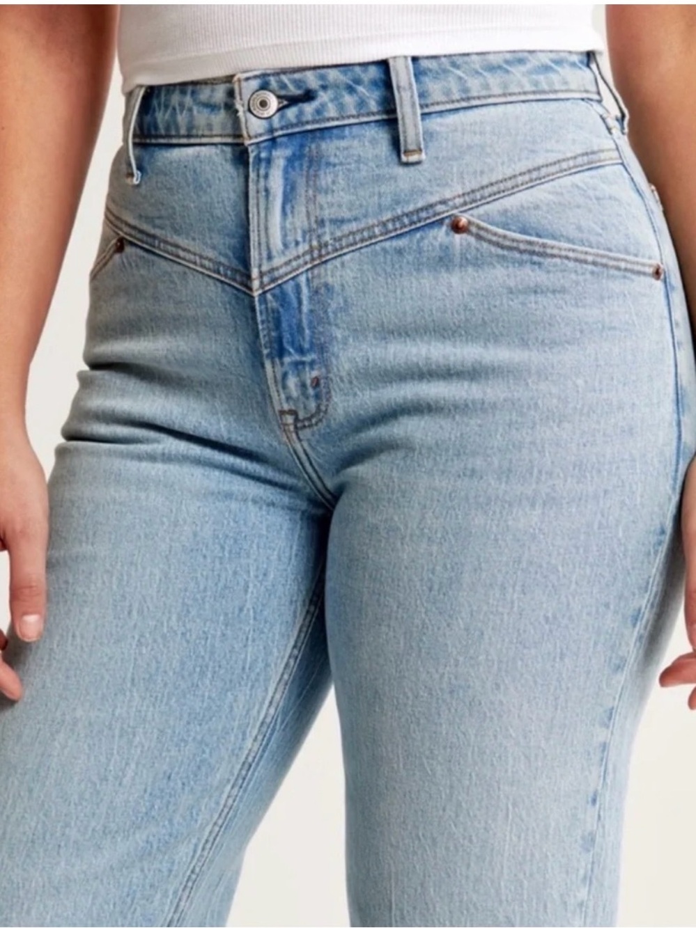 Abercrombie & Fitch Light Blue Straight Leg Jeans - Picture 4 of 6